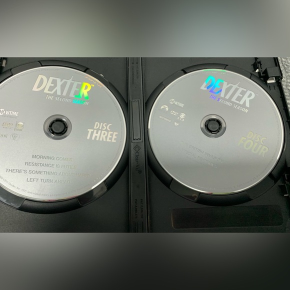 3/$30 DEXTER DVD SET - Season 1, Season 2 (discs 3&4 only), Season 3 - Picture 6 of 9